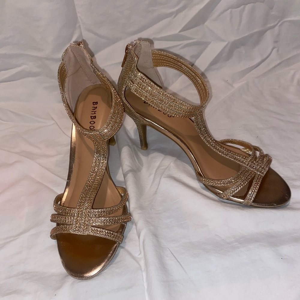 short rose gold heels